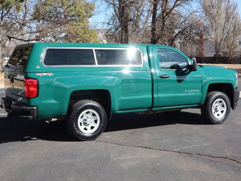 Used 2017 Chevrolet Silverado 1500 W/T w/ Trailering Package image 4