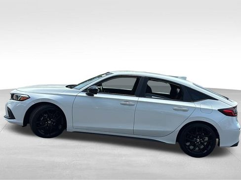 Used 2022 Honda Civic Sport image 4