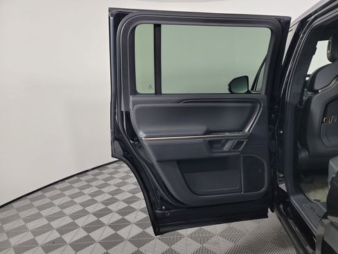 Used 2024 Rivian R1S Adventure AWD/4WD image 17