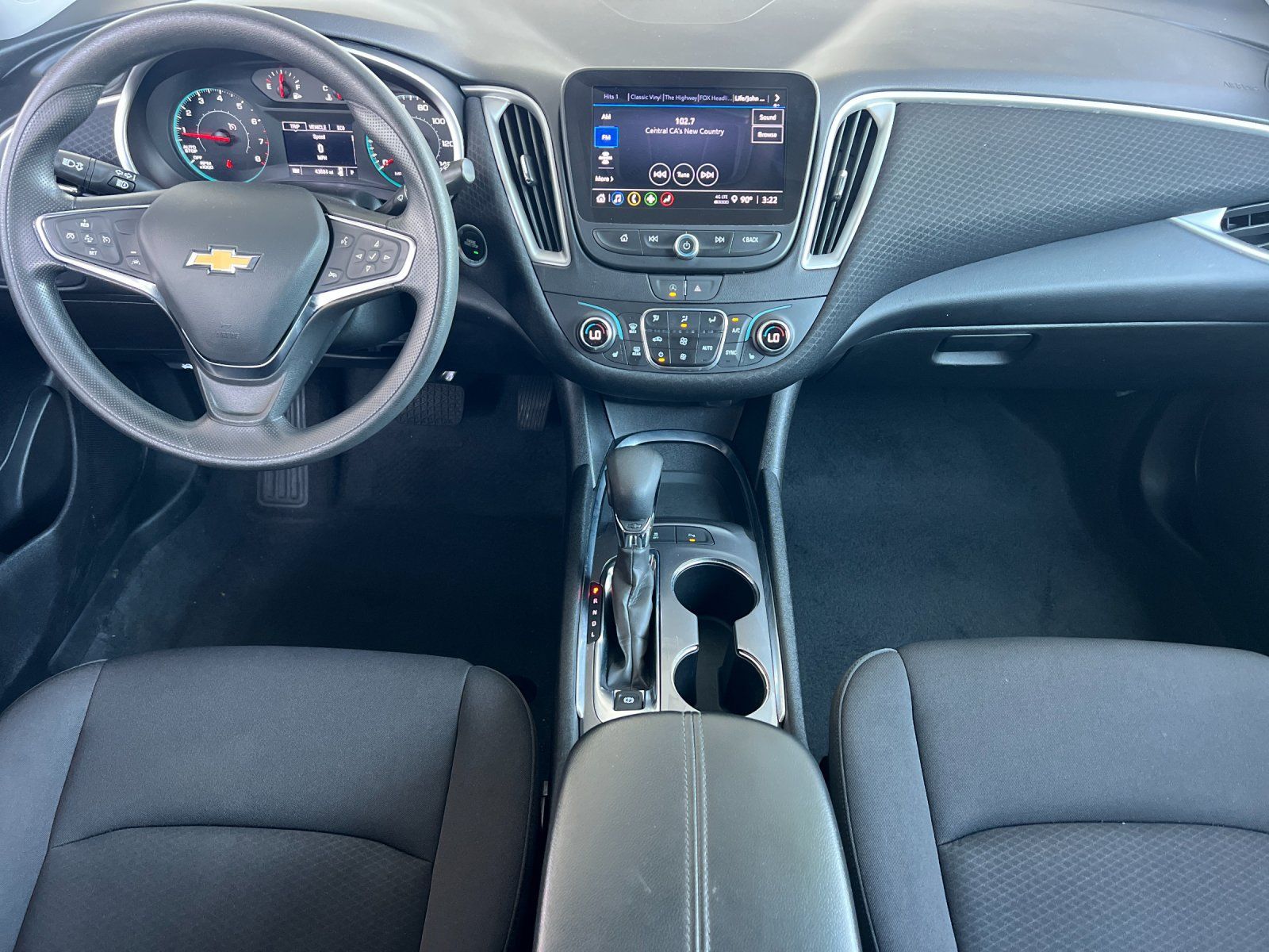Used 2025 Chevrolet Malibu LT FWD image 13