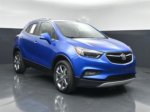 Used 2018 Buick Encore Premium w/ Experience Buick Package AWD/4WD image 3