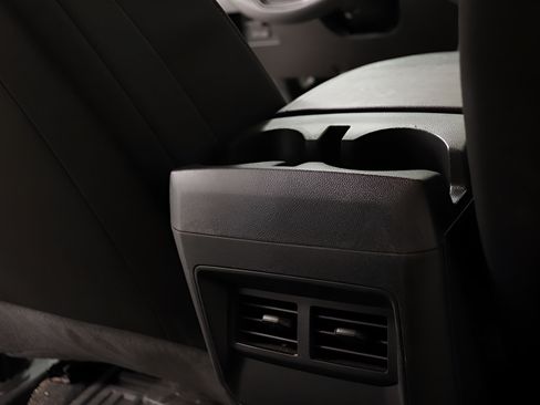 Used 2024 Chevrolet Colorado Trail Boss w/ Technology Package AWD/4WD image 22