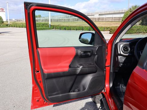 Certified 2023 Toyota Tacoma SR5 image 16