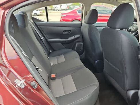 Used 2024 Nissan Sentra SV FWD image 17