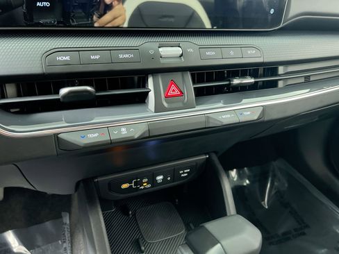 New 2026 Kia K4 GT-Line FWD image 26