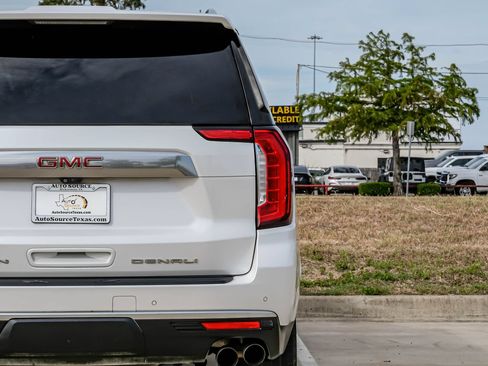Used 2021 GMC Yukon XL Denali w/ Denali Premium Package RWD image 54