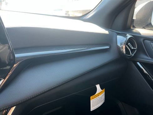 New 2026 Chevrolet Equinox LT image 33