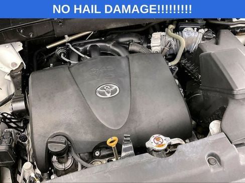 Used 2019 Toyota Highlander XLE AWD/4WD image 30