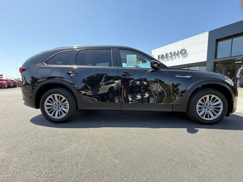 Certified 2024 MAZDA CX-90 Plug-In Hybrid w/ Preferred AWD/4WD image 12