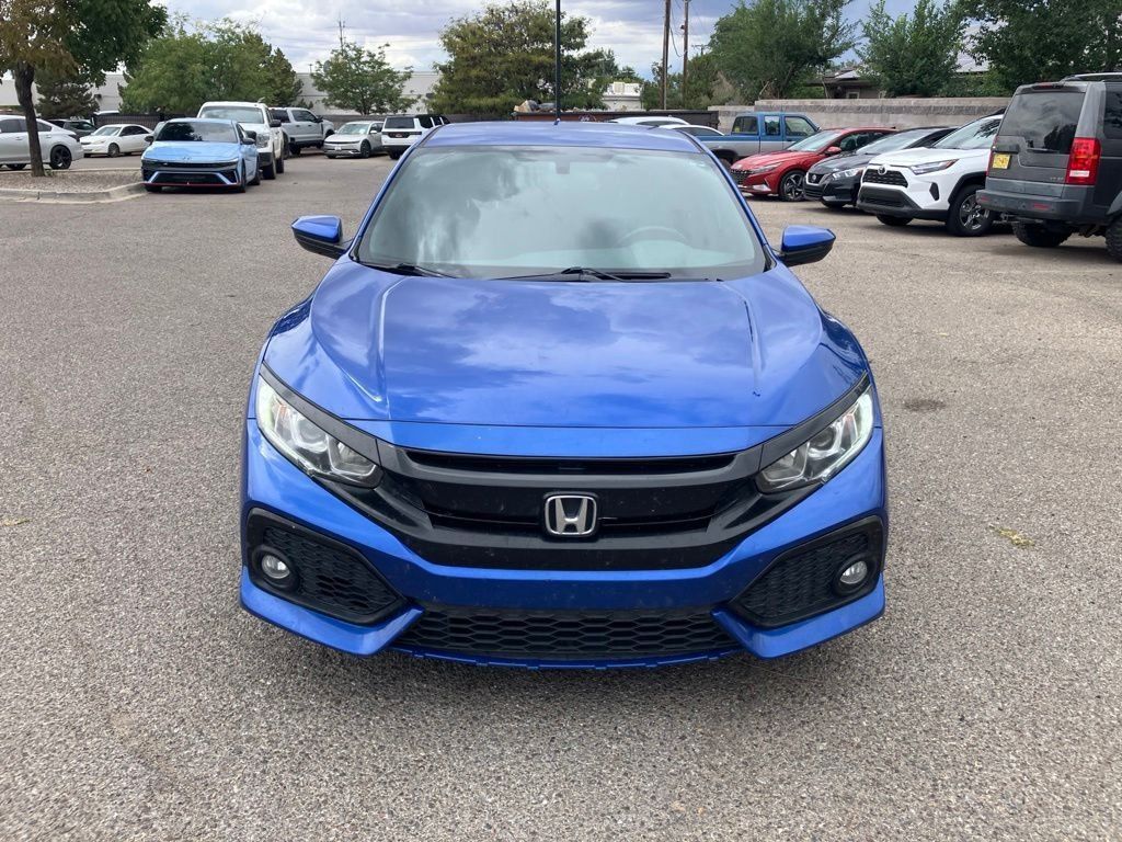 Used 2018 Honda Civic Sport image 2