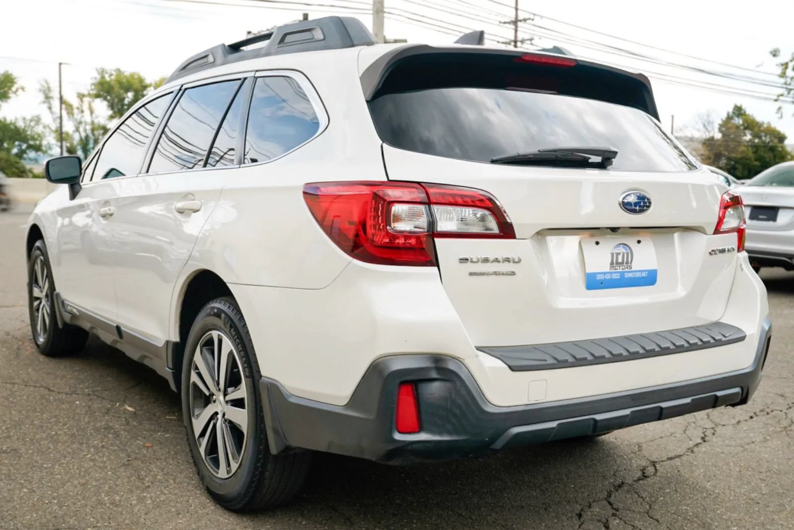 Used 2018 Subaru Outback 2.5i Limited w/ Popular Package #2 AWD/4WD image 7