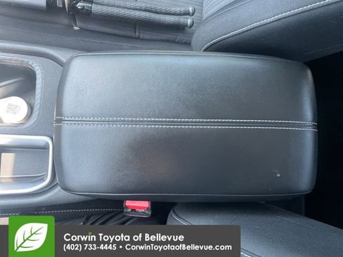 Used 2021 Nissan Sentra SV FWD image 15