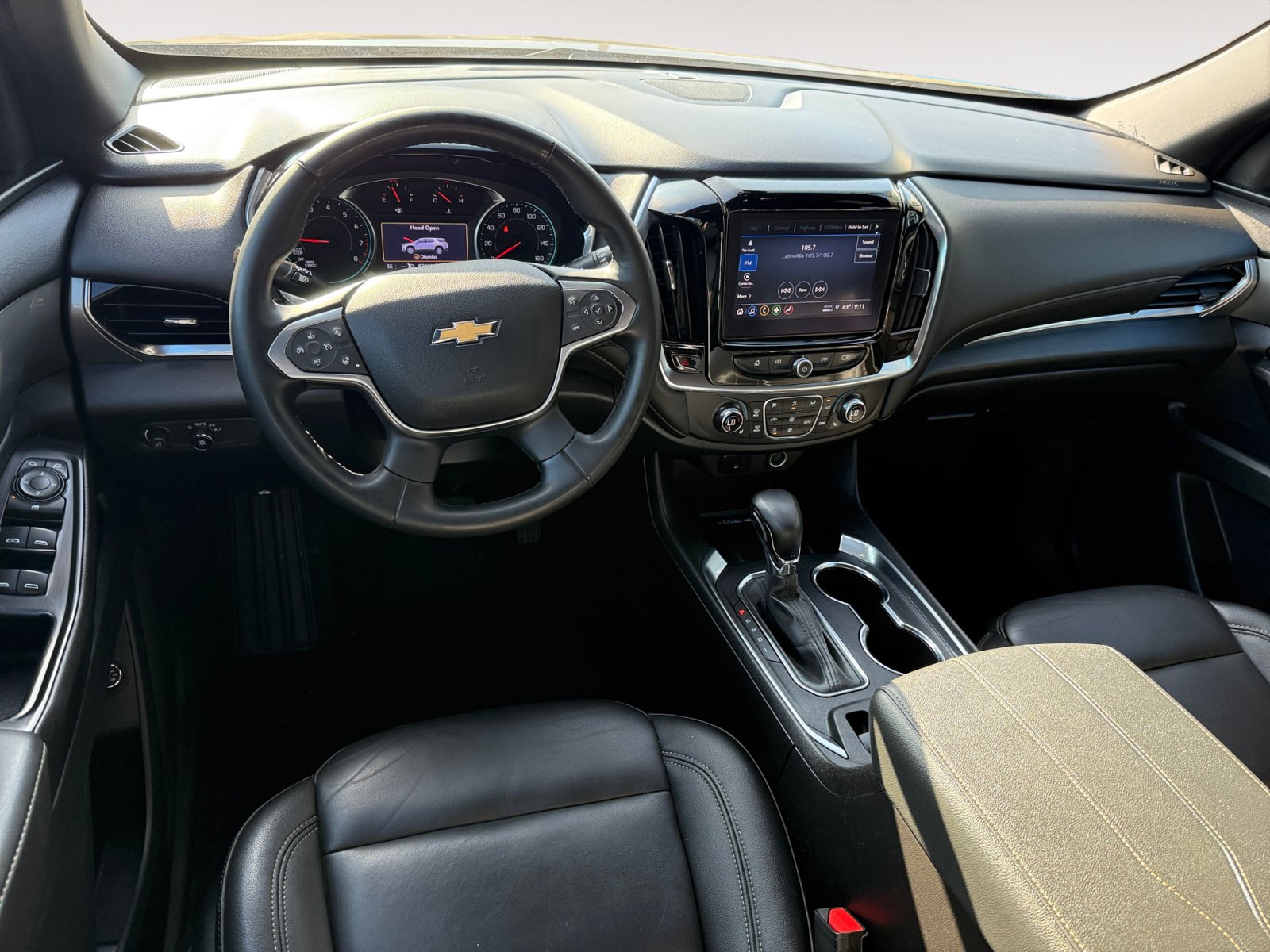 Used 2023 Chevrolet Traverse LT FWD image 15
