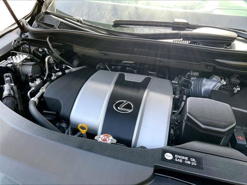 Used 2022 Lexus RX 350L Premium w/ Premium Package AWD/4WD image 34