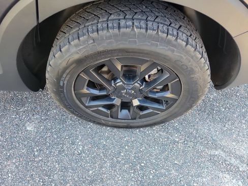 Used 2025 Kia Telluride AWD image 7
