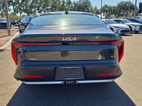 New 2025 Kia K4 EX image 7