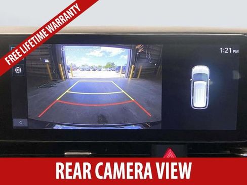 Used 2025 Kia Carnival FWD image 14