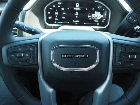 Used 2026 GMC Sierra 3500 Denali w/ Technology Package AWD/4WD image 28