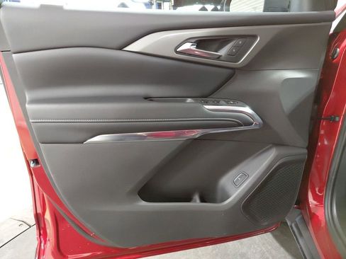 New 2026 Chevrolet Traverse LT w/ Driver Confidence Package image 4