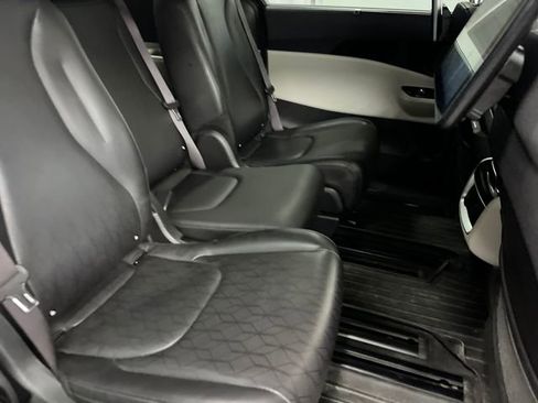 Certified 2022 Kia Carnival SX image 29