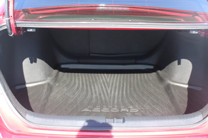 Used 2025 Honda Accord Sport image 15
