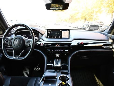 Used 2023 Acura MDX A-Spec image 18