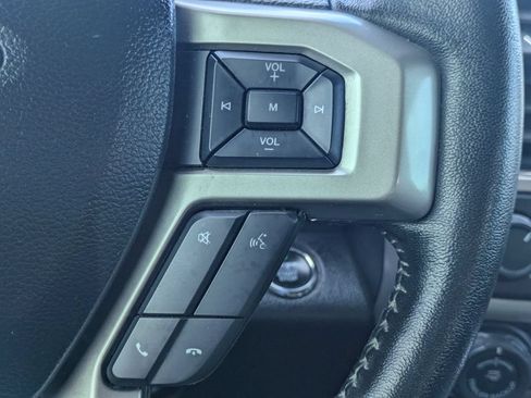 Used 2020 Ford F150 Lariat w/ Equipment Group 502A Luxury AWD/4WD image 27