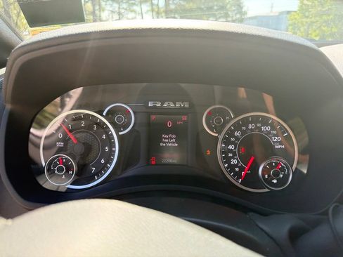 Used 2026 RAM 2500 Big Horn AWD/4WD image 10