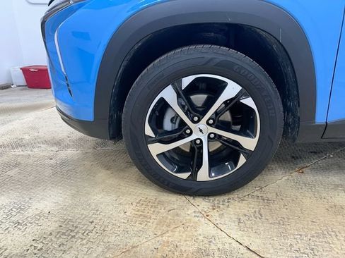 Used 2024 Chevrolet Trax RS w/ Driver Confidence Package FWD image 19