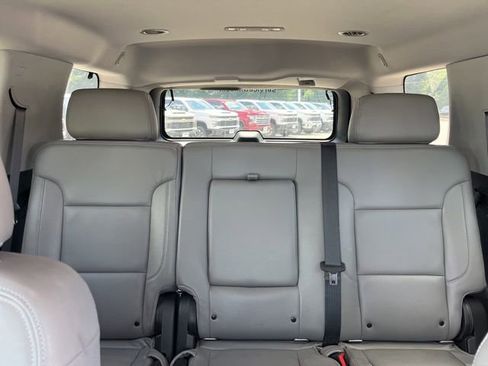 Used 2019 Chevrolet Tahoe LS RWD image 24