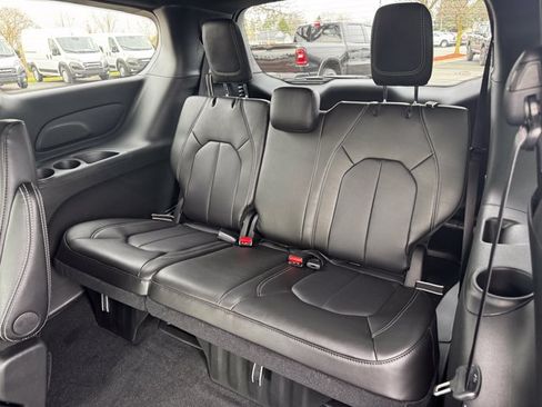 New 2026 Chrysler Voyager LX FWD image 19