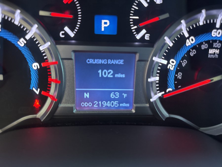 Used 2015 Toyota 4Runner Limited AWD/4WD image 34