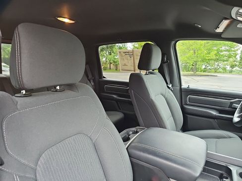 Used 2022 RAM 1500 Big Horn AWD/4WD image 12