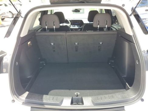 Certified 2024 Chevrolet TrailBlazer LT w/ Driver Confidence Package FWD image 10