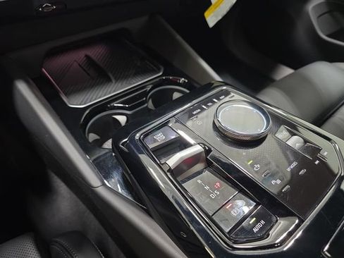 Certified 2026 BMW 530i xDrive w/ M Sport Package image 21