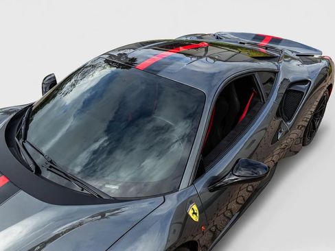 Certified 2019 Ferrari 488 Pista Coupe RWD image 32