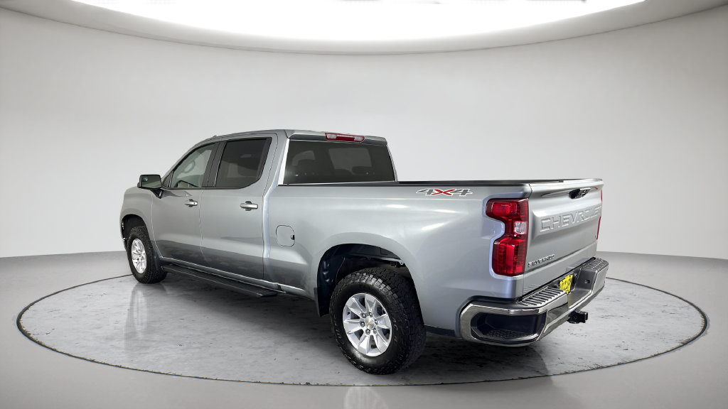 Used 2024 Chevrolet Silverado 1500 LT AWD/4WD image 12