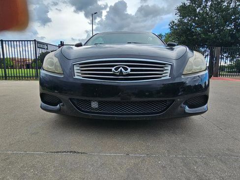 Used 2010 INFINITI G37 Convertible w/ Premium Pkg RWD image 9