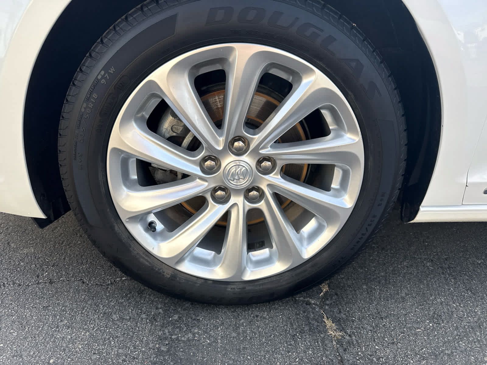 Used 2016 Buick LaCrosse Leather FWD image 9