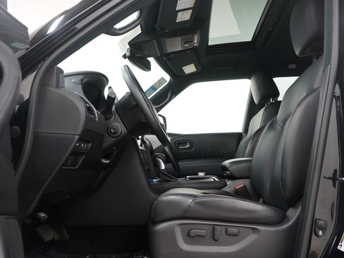 Used 2023 Nissan Armada SL image 26