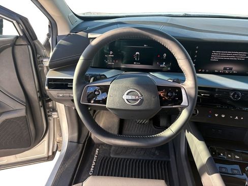 Used 2025 Nissan Murano SL w/ Cargo Package image 12