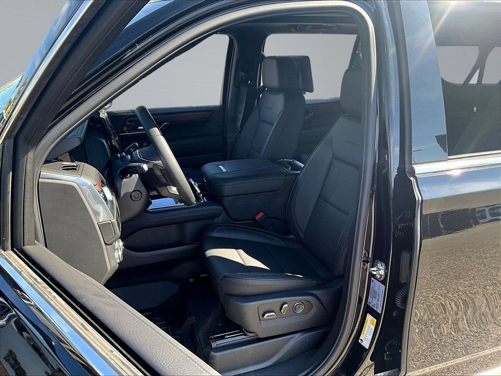 New 2026 GMC Yukon XL Denali w/ Denali Reserve Package AWD/4WD image 28