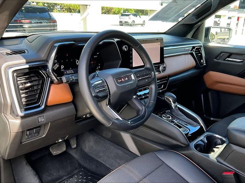 Used 2024 GMC Canyon AT4 w/ Canyon Safety Plus Package image 15