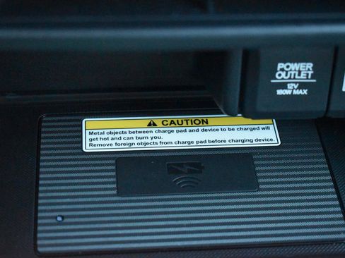 Used 2023 Honda Passport EX-L image 12