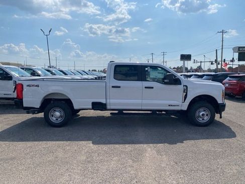 New 2026 Ford F250 XL w/ F-250 >10K GVWR Package image 7