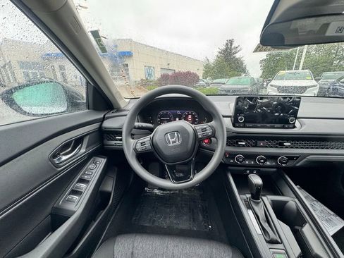 New 2025 Honda Accord SE image 13