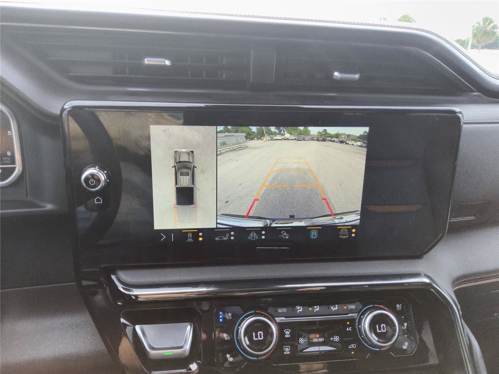 Used 2023 GMC Sierra 1500 AT4 w/ AT4 Premium Package AWD/4WD image 37
