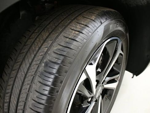 Used 2023 Chevrolet TrailBlazer RS AWD/4WD image 36