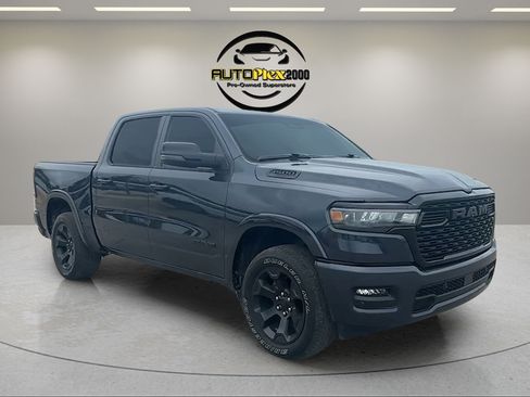 Used 2025 RAM 1500 Big Horn AWD/4WD image 1