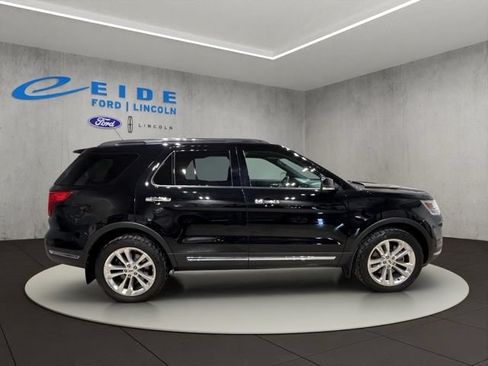 Used 2018 Ford Explorer Limited w/ Equipment Group 301A AWD/4WD image 7